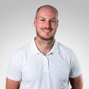 Faglig portrett av Øyvind Henriksveen, kiropraktor ved Limbra klinikk i Norge.